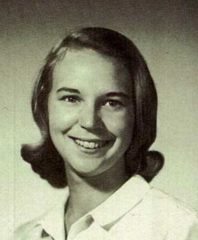 Sandra Lee Trayer 